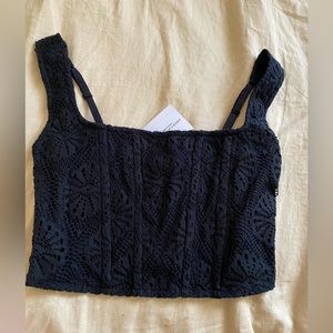 American Eagle black top